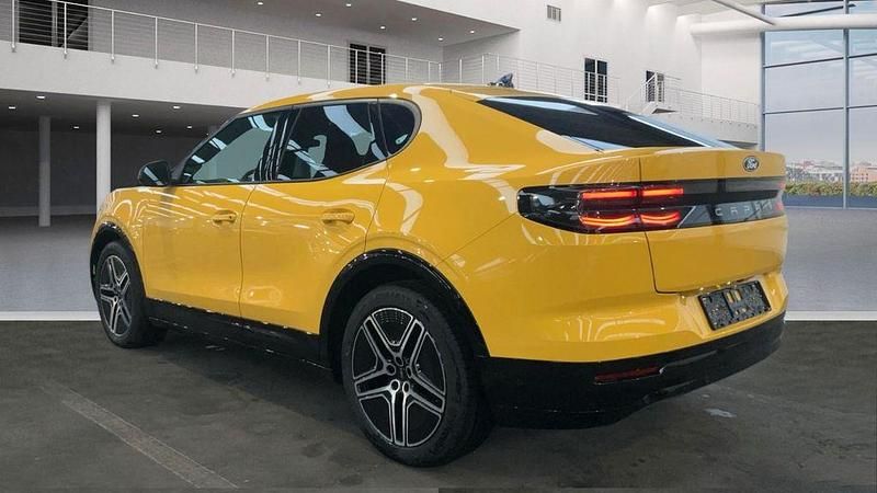 Usado Ford Capri Premium 250 kW (340 CV) 2025 Amarillo SUV