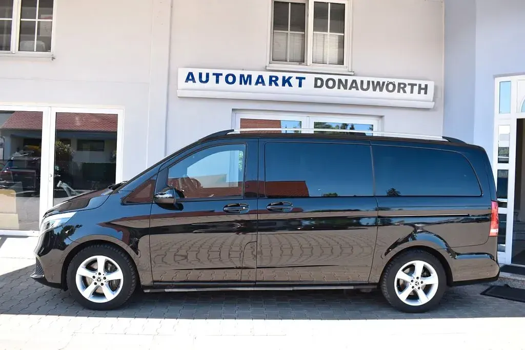 Gebraucht Mercedes V220 Edition 163 PS (119 kW) 2021 Schwarz Van / Kleinbus