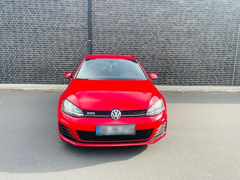 Gebraucht VW Golf GTD 184 PS (135 kW) 2014 Rot Coupé