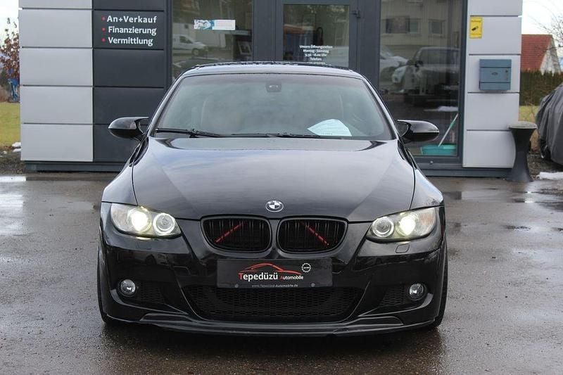Gebraucht BMW 325 Cabriolet Comfort Edition 218 PS (160 kW) 2009 Schwarz Cabrio