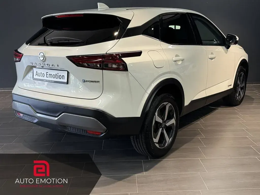 Gebraucht Nissan Qashqai N-Connecta 190 PS (139 kW) 2023 Weiß SUV