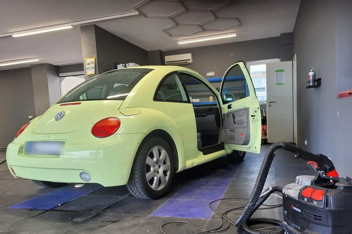 Gebraucht VW New Beetle 115 PS (84 kW) 2000 Gelb Kleinwagen