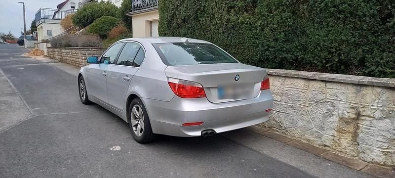 Gebraucht BMW 560L 170 PS (125 kW) 2004 Silber Limousine