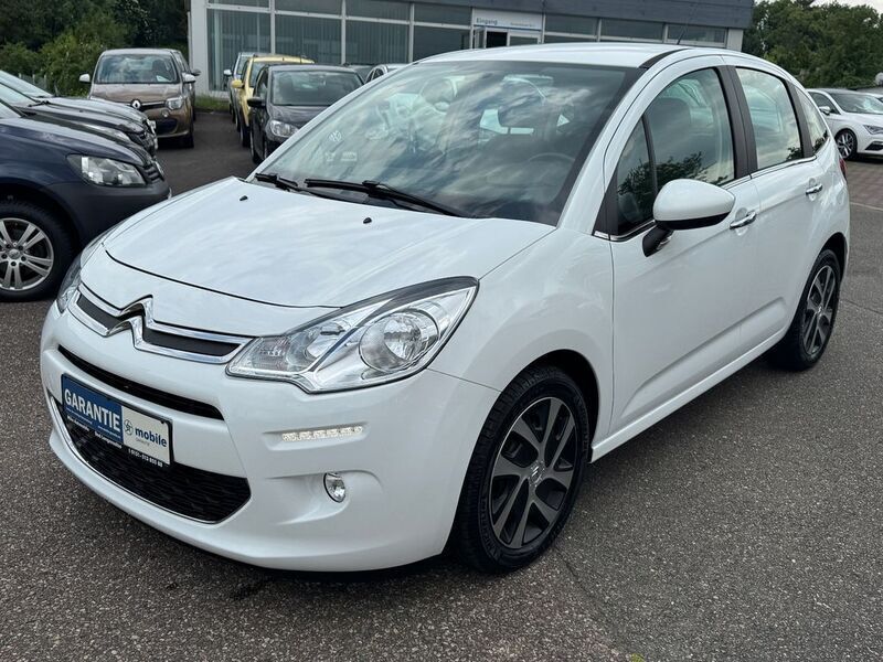 Weiß Gebraucht 2016 Citroën C3 SELECTION Kleinwagen | 7.800 € (Guter Preis) - Bild 1/4