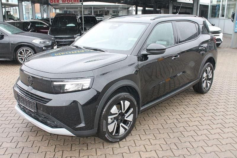 Neu Opel Frontera 145 PS (106 kW) 2025 Silber SUV
