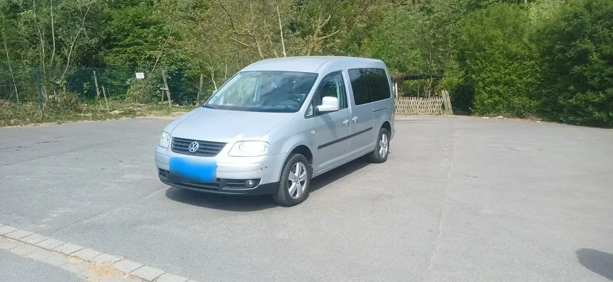 Second-hand VW Caddy Maxi 105 CP (77 kW) 2009 Gri Monovolum