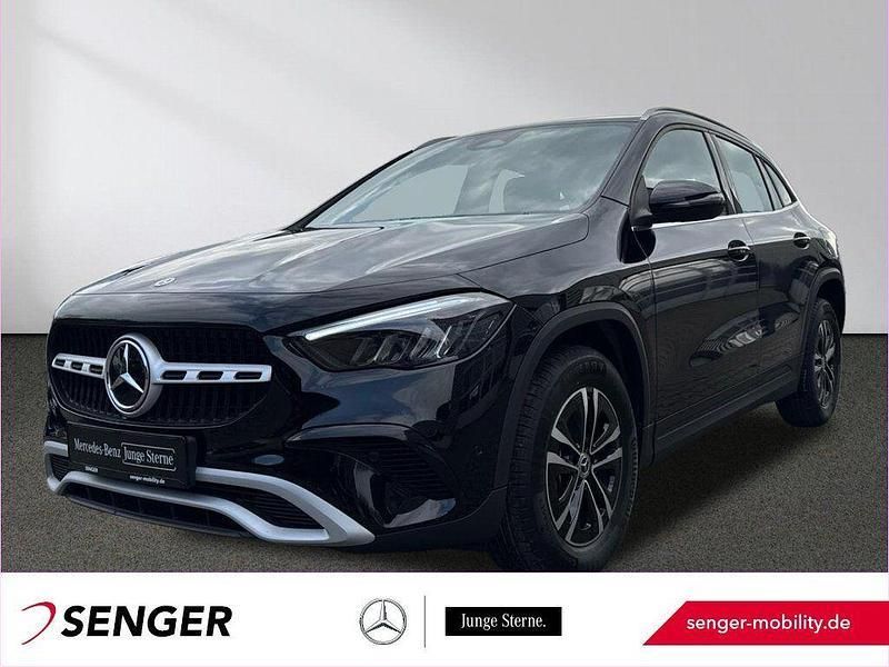 Schwarz Gebraucht 2023 Mercedes GLA200 SUV | 37.380 € (Fairer Preis) - Bild 1/4