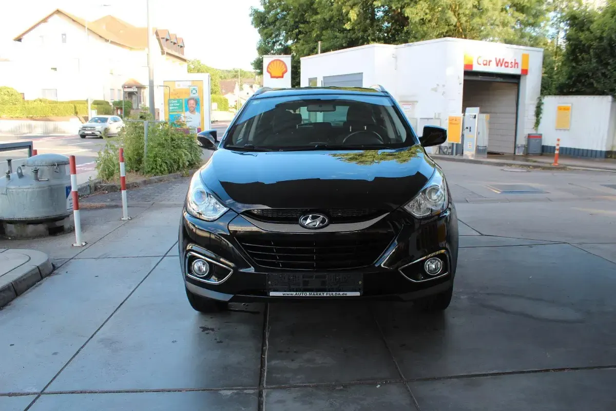 Gebraucht Hyundai ix35 135 PS (99 kW) 2013 Schwarz SUV