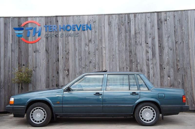Grün Gebraucht 1990 Volvo 740 Limousine | 7.950 € - Bild 1/4