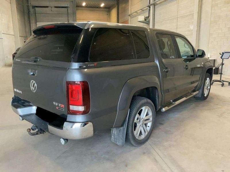 Gebraucht VW Amarok Highline 224 PS (164 kW) 2018 Indiumgrau metallic Pickup