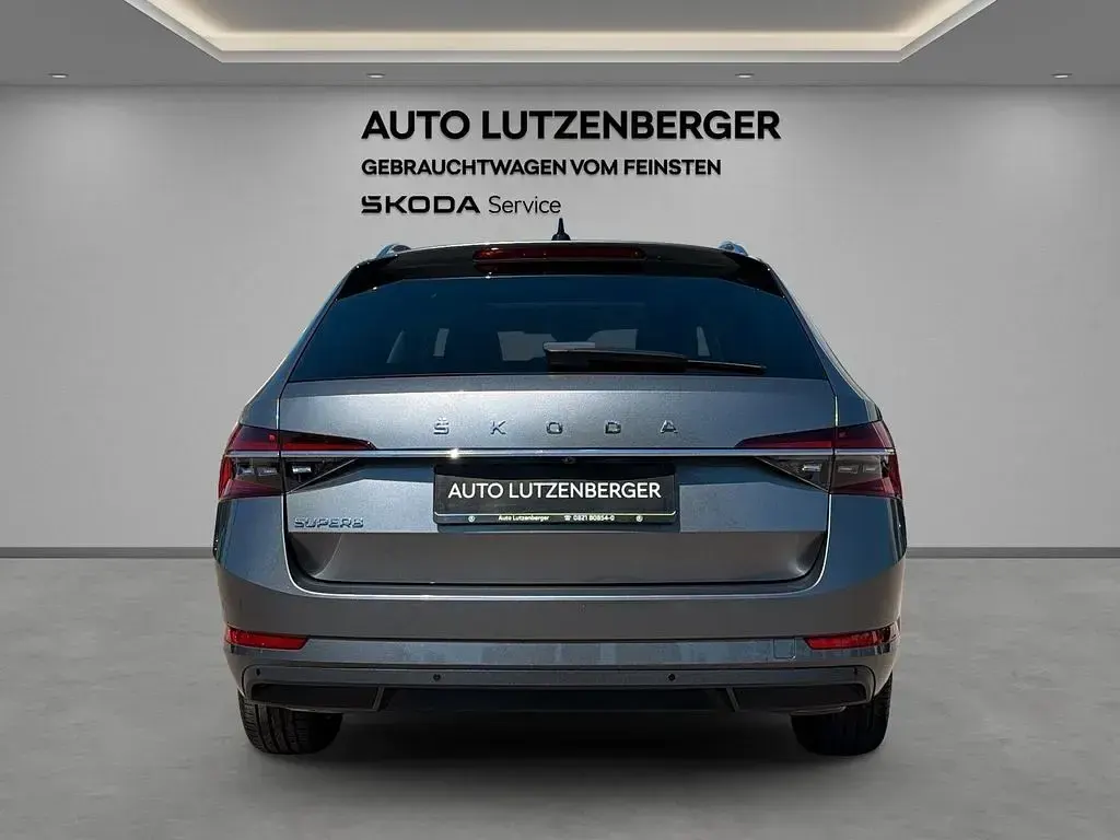 Gebraucht Skoda Superb Style 190 PS (139 kW) 2023 Grau Limousine