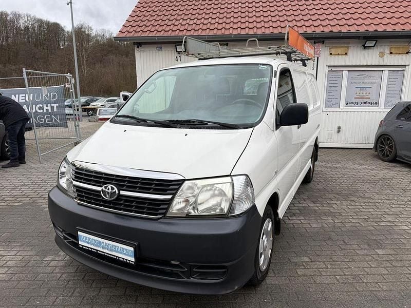 Gebraucht Toyota HiAce 95 PS (69 kW) 2010 Weiß Van / Kleinbus
