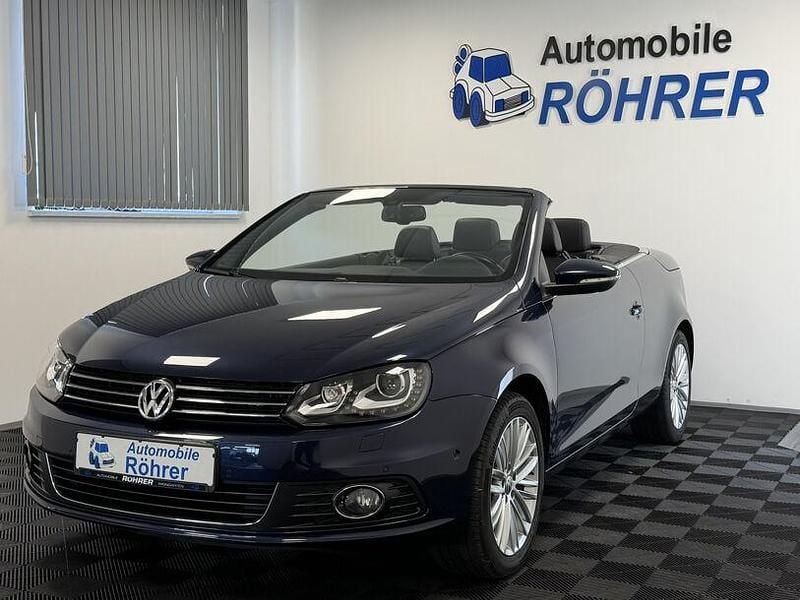 Gebraucht VW Eos Cup 122 PS (89 kW) 2014 Blau night blue metallic (metallic) Cabrio