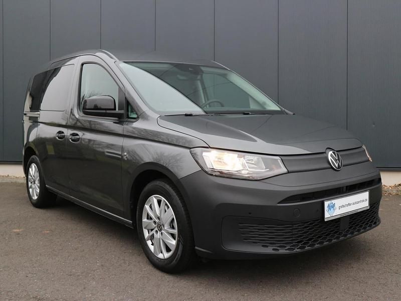 Gebraucht VW Caddy Basis 102 PS (75 kW) 2024 Grau Van / Kleinbus