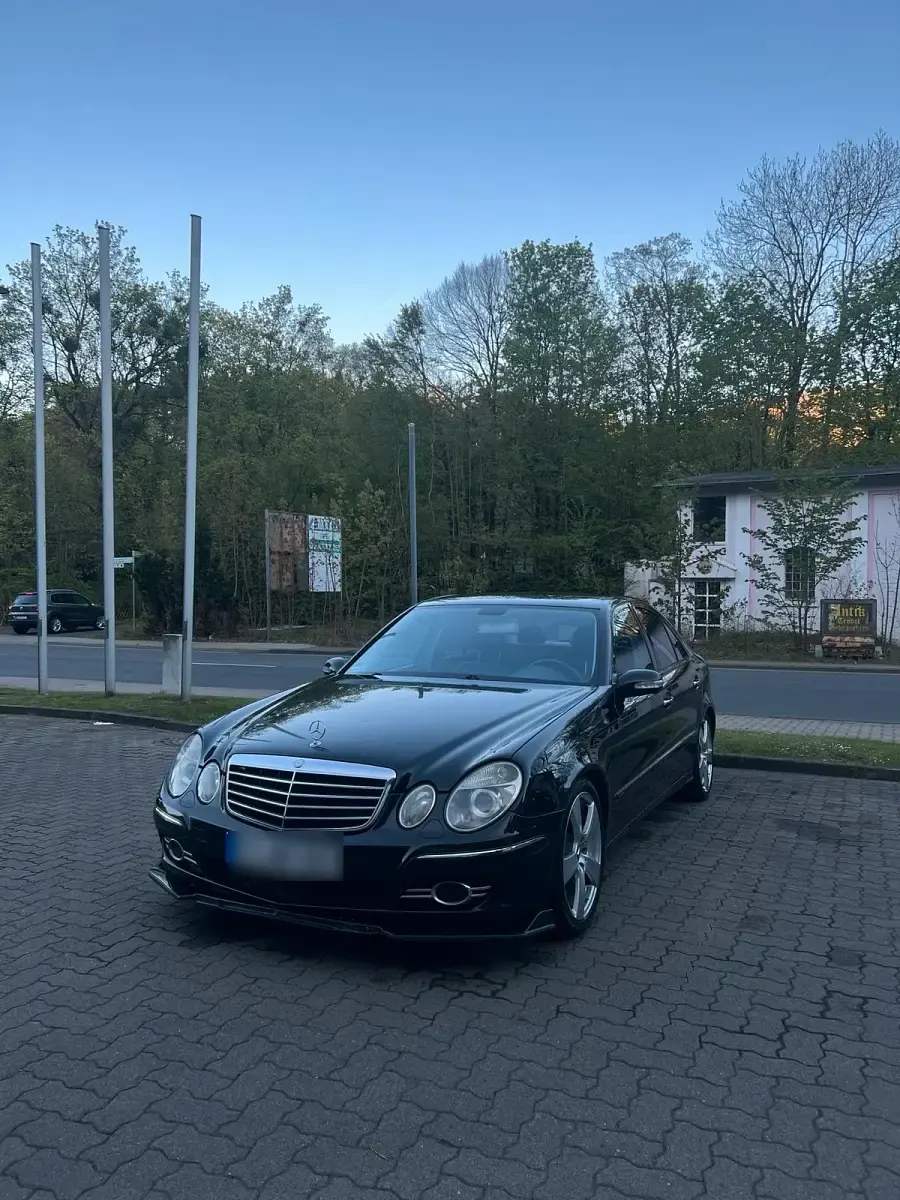 Gebraucht Mercedes E280 190 PS (139 kW) 2005 Schwarz Limousine