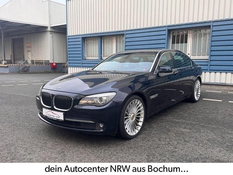 Blau Gebraucht 2008 BMW 740L Limousine | 15.999 € (Fairer Preis) - Bild 1/4