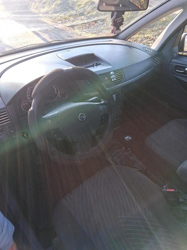 Gebraucht Opel Meriva 2005 Silber Van / Kleinbus