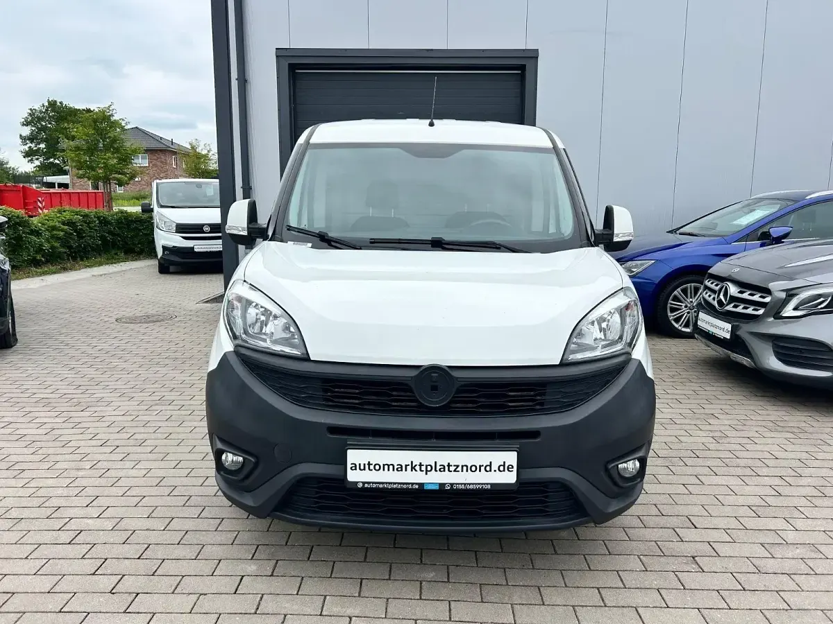 Gebraucht Fiat Doblò 90 PS (66 kW) 2016 Weiß Van / Kleinbus