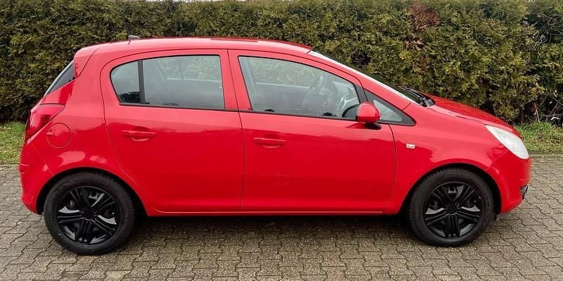Gebraucht Opel Corsa 80 PS (58 kW) 2009 Rot Kleinwagen
