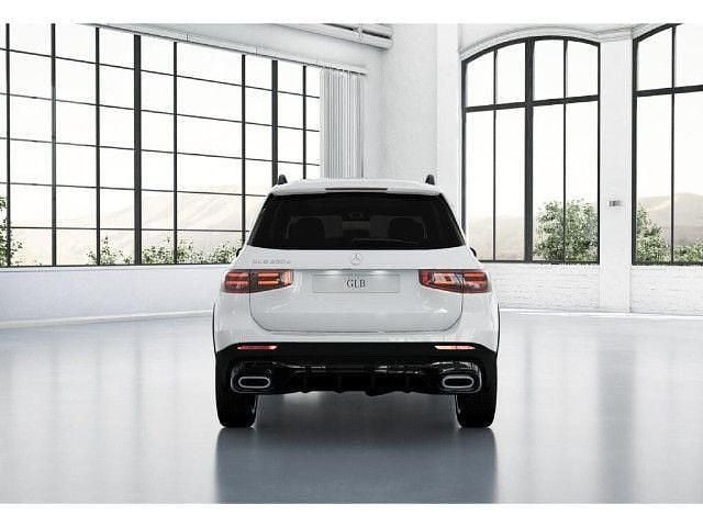 Gebraucht Mercedes GLB200 AMG 150 PS (110 kW) 2024 Unilack polarweiß SUV