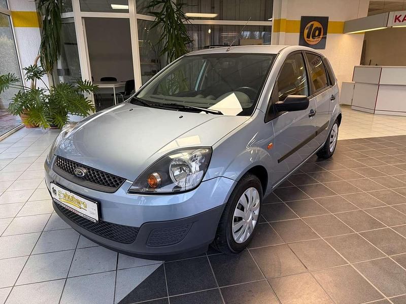 Gebraucht Ford Fiesta Ambiente 80 PS (58 kW) 2006 Blau Kleinwagen