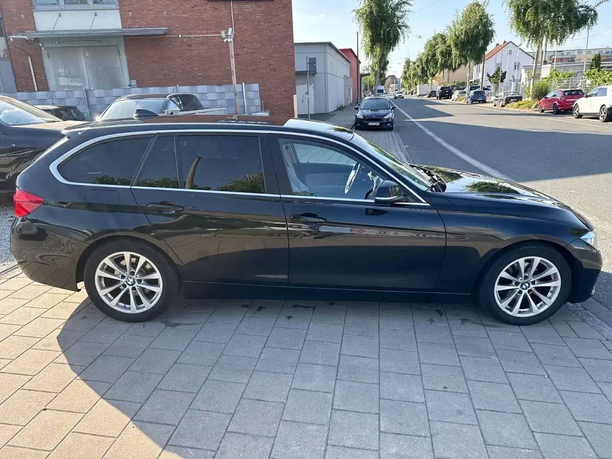 Gebraucht BMW 320 Performance 163 PS (119 kW) 2016 Schwarz Kombi