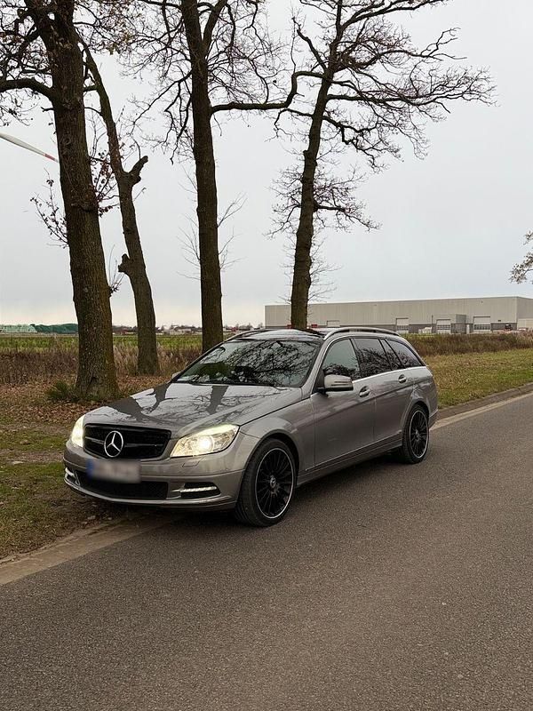 Gebraucht Mercedes C350 231 PS (169 kW) 2010 Silber Kombi
