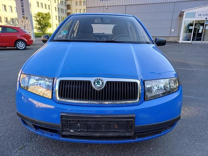 Blau Gebraucht 2004 Skoda Fabia Kleinwagen | 999 € (Guter Preis) - Bild 1/4