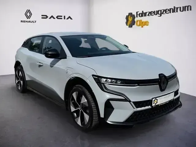 Gebraucht Renault Megane E-Tech Evolution 160 kW (218 PS) 2022 Grau Limousine