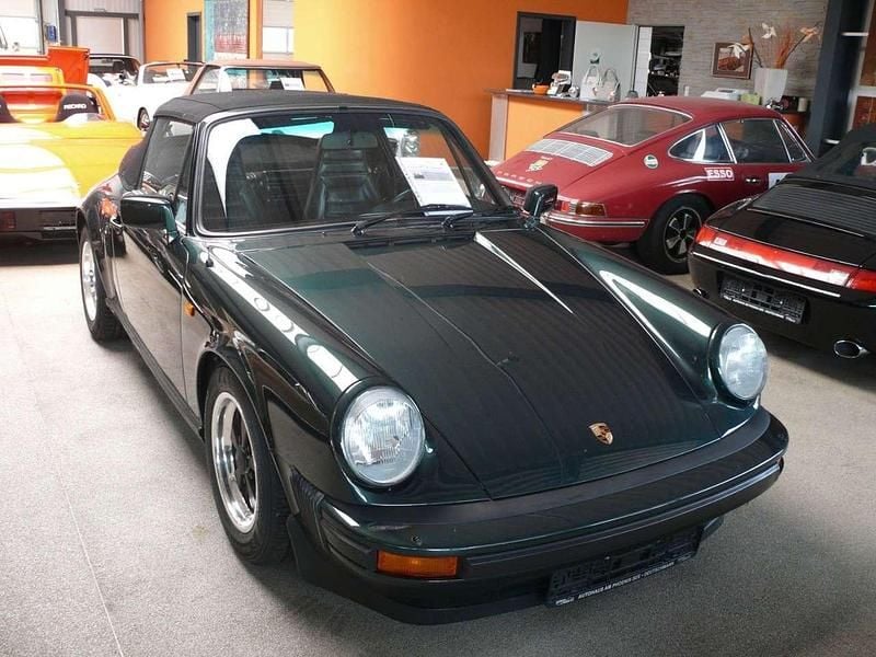 Moosgrünmet. Gebraucht 1983 Porsche 911SC Cabrio | 66.000 € - Bild 1/4