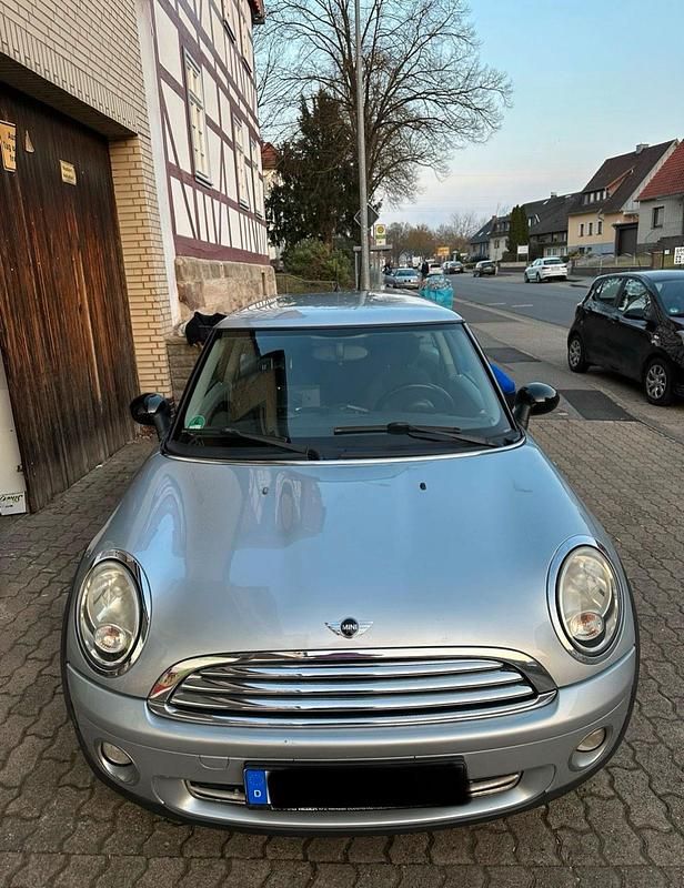 Grau Gebraucht 2008 Mini Cooper Kleinwagen | 2.399 € (Fairer Preis) - Bild 1/4