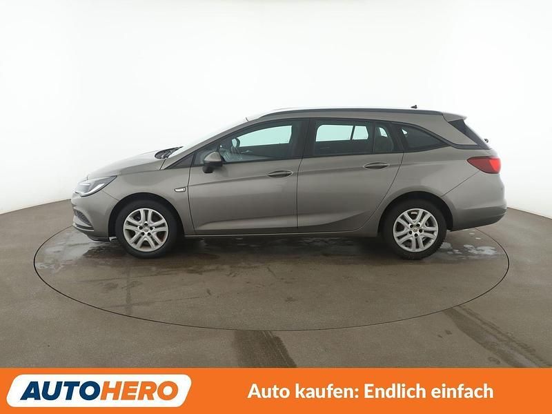 Gebraucht Opel Astra Edition 125 PS (91 kW) 2017 Braun Kombi