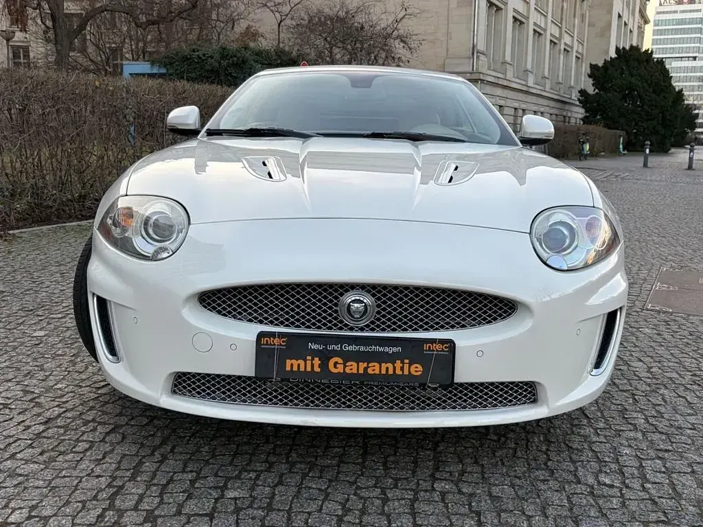Gebraucht Jaguar XKR 510 PS (375 kW) 2011 Weiß Cabrio