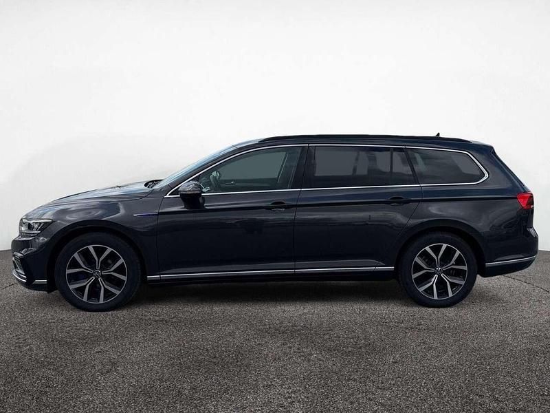 Gebraucht VW Passat GTE 218 PS (160 kW) 2022 Grau Kombi