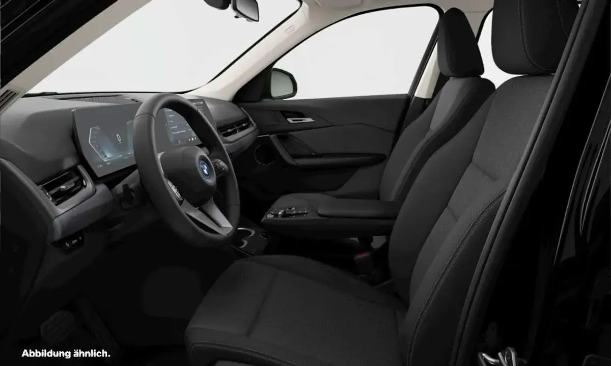 Neu BMW iX1 Performance 230 kW (313 PS) 2026 Schwarz SUV