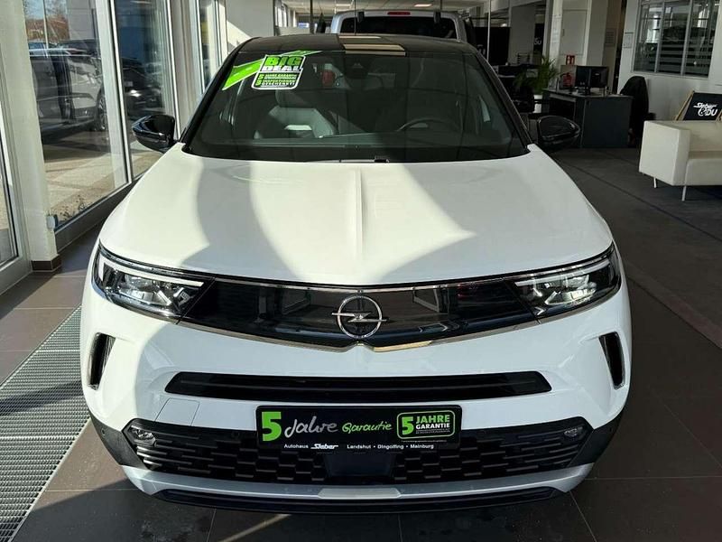 Gebraucht Opel Mokka-e Ultimate 100 kW (136 PS) 2022 Jade weiss/arktis weiss SUV
