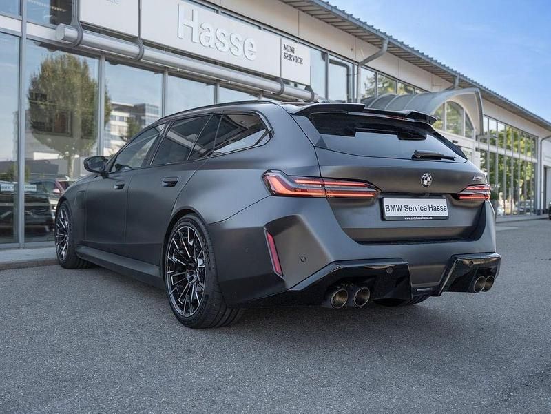 Gebraucht BMW M5 Performance 727 PS (534 kW) 2025 Frozen deep grey metallic Kombi
