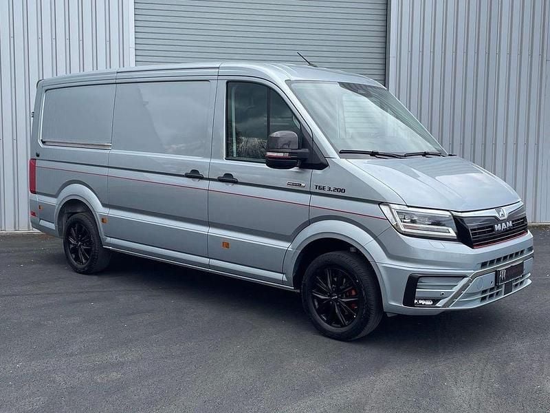 Neu MAN TGE 205 PS (150 kW) 2026 Silber Van