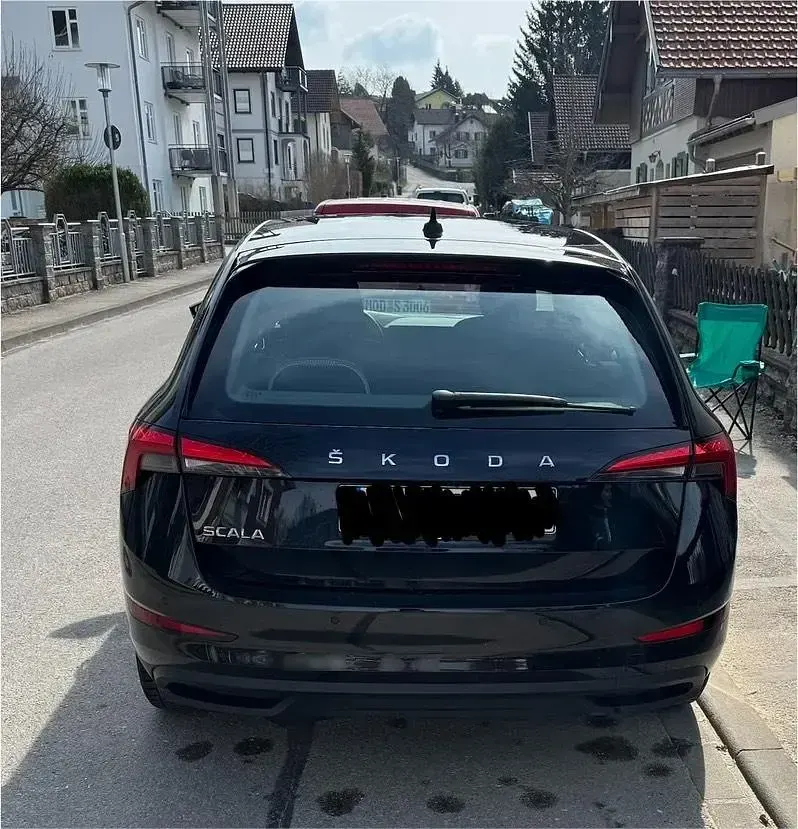 Gebraucht Skoda Scala 110 PS (80 kW) 2024 Schwarz Kleinwagen