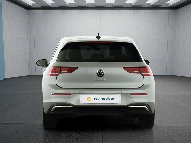 Gebraucht VW Golf VIII 150 PS (110 kW) 2025 Silber Kleinwagen