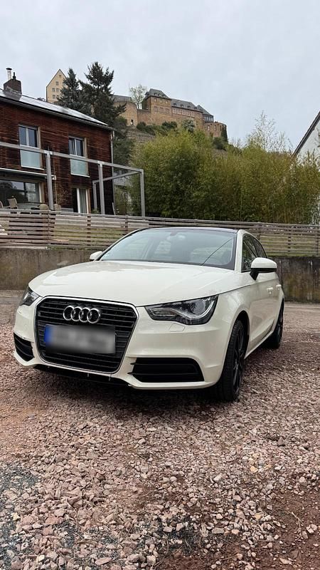 Second-hand Audi A1 Attraction 86 CP (63 kW) 2012 Alb Hatchback
