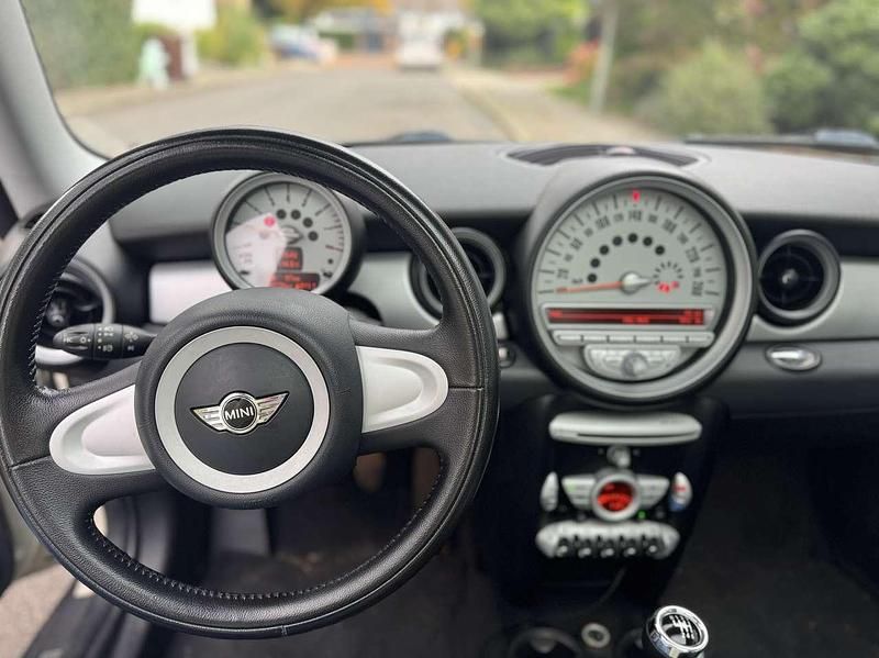 Gebraucht Mini Cooper 120 PS (88 kW) 2009 Weiß Kleinwagen