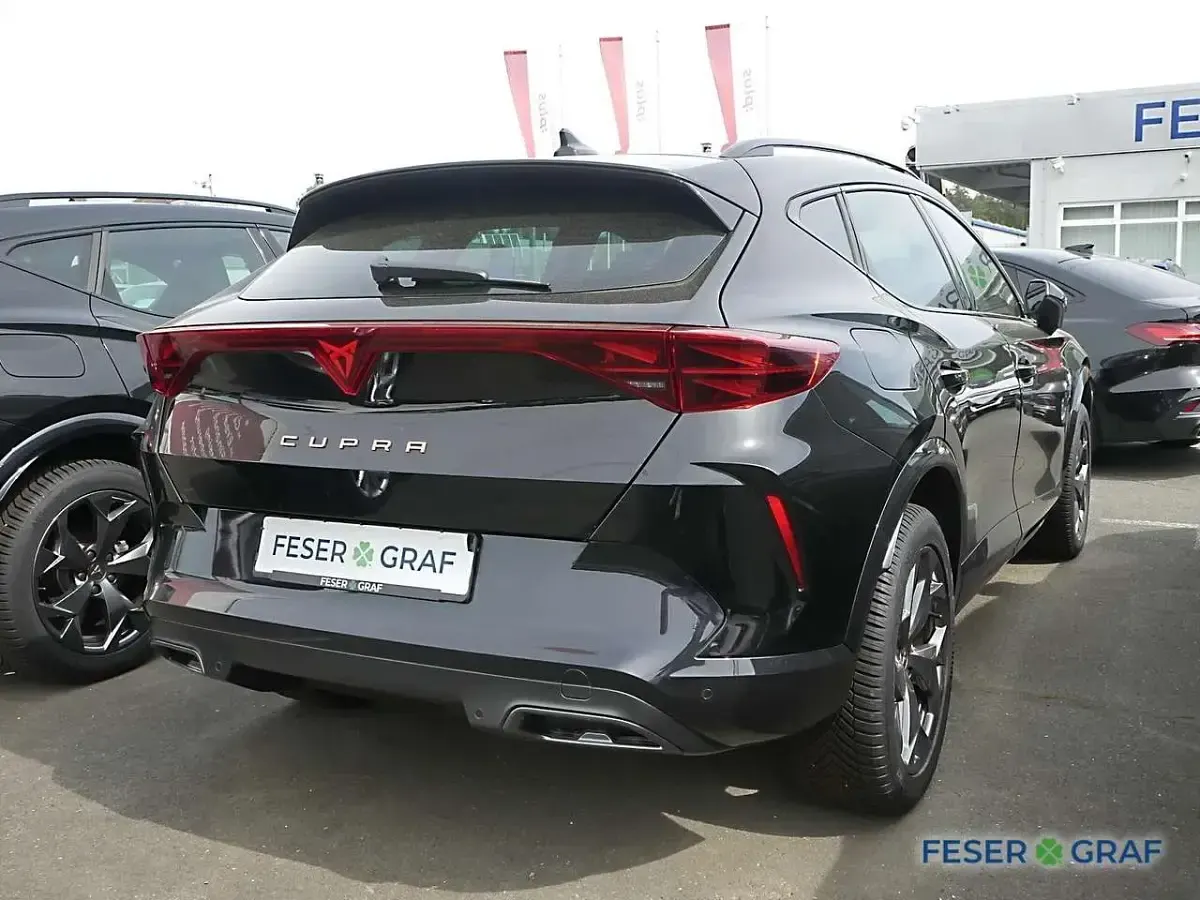 Używany Cupra Formentor 150 KM (110 kW) 2025 Czarny SUV
