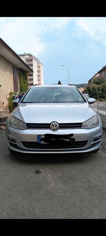 Grau Gebraucht 2013 VW Golf VII Comfortline Kombi | 8.000 € (Fairer Preis) - Bild 1/4