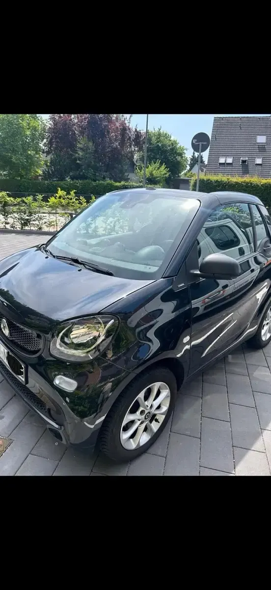 Gebraucht Smart ForTwo Cabrio 91 PS (66 kW) 2019 Schwarz Cabrio