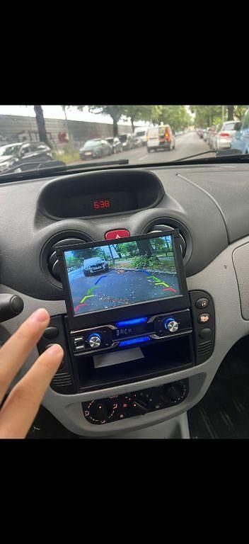 Gebraucht Citroën C3 Exclusive 73 PS (53 kW) 2003 Rot Limousine