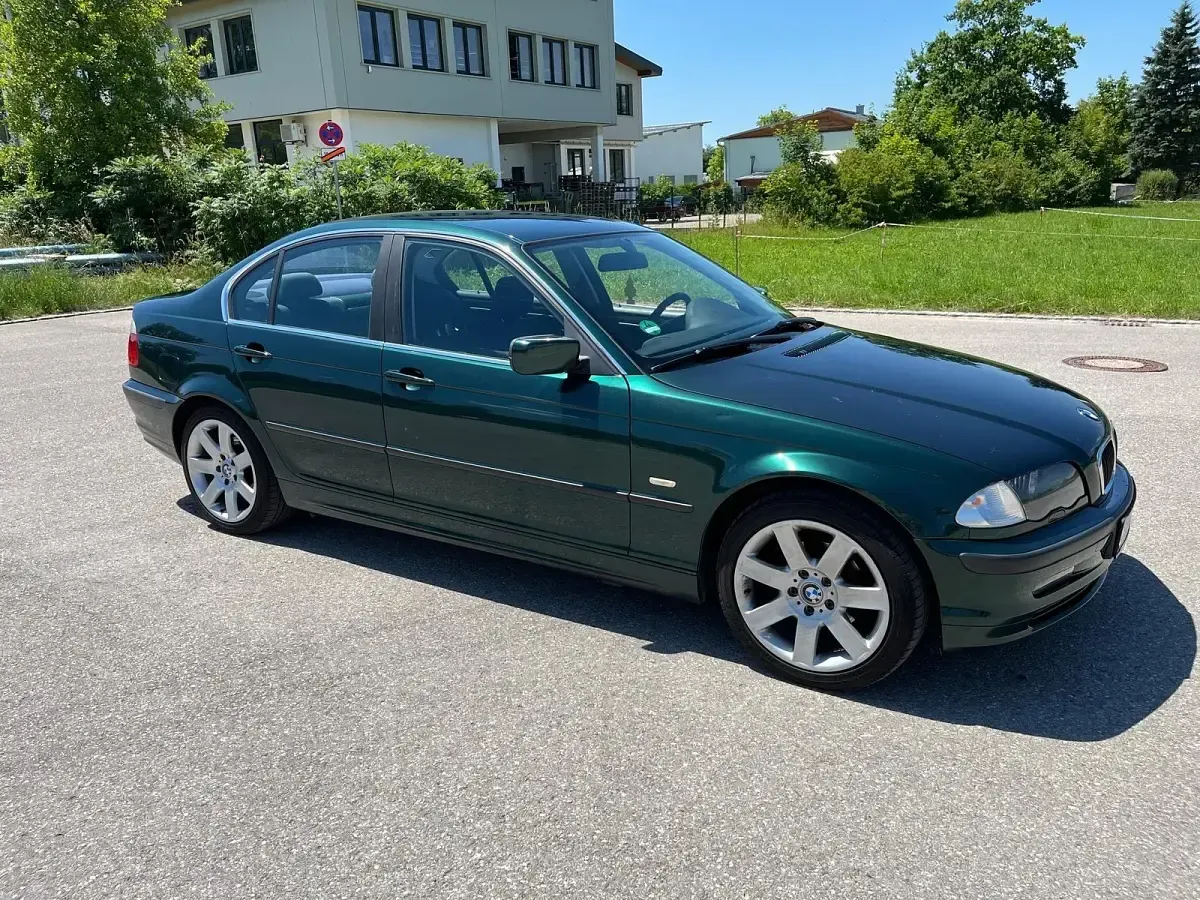 Gebraucht BMW 320 150 PS (110 kW) 1999 Grün Limousine