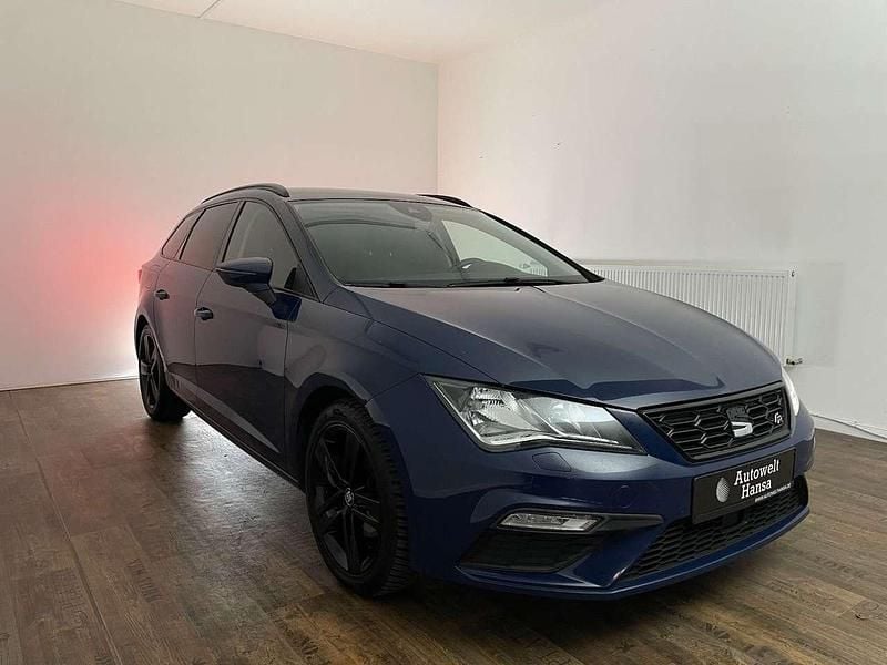 Blau Gebraucht 2018 Seat Leon Kombi | 10.990 € (Superpreis) - Bild 1/4