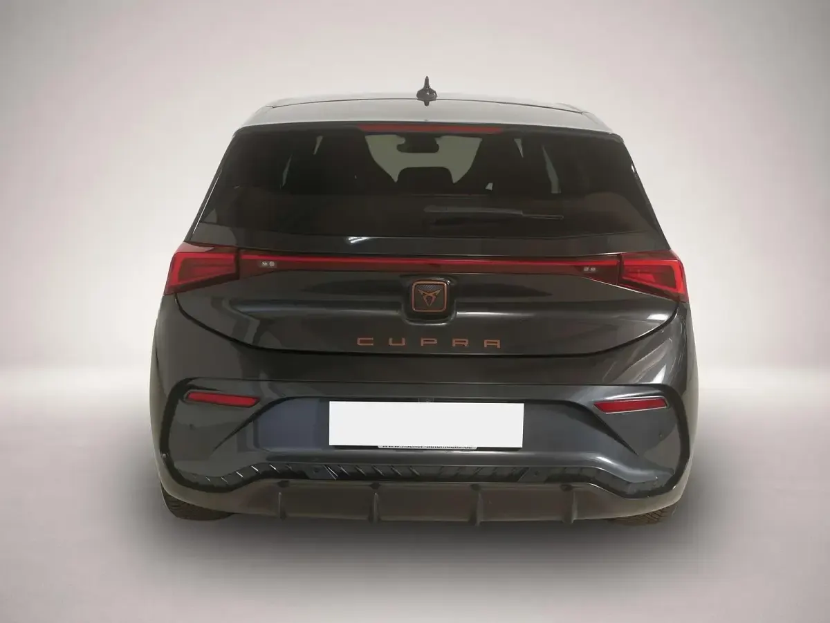 Gebraucht Cupra Born e-Boost 169 kW (231 PS) 2023 Manufacturer Kleinwagen