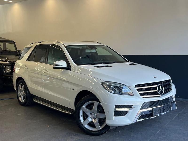 Gebraucht Mercedes ML350 AMG 258 PS (189 kW) 2012 Weiß SUV
